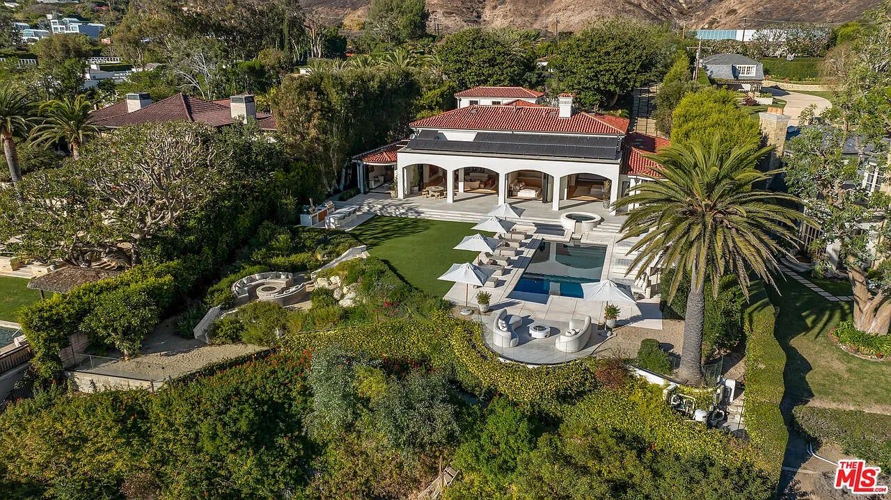 24824 Pacific Coast Hwy