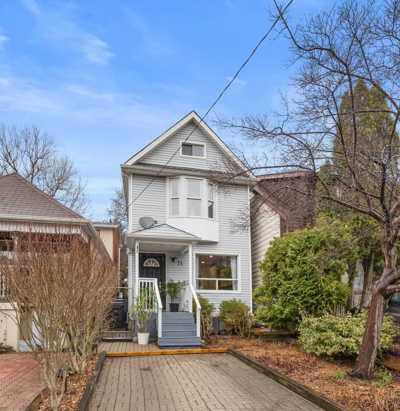 71 Madelaine Ave 