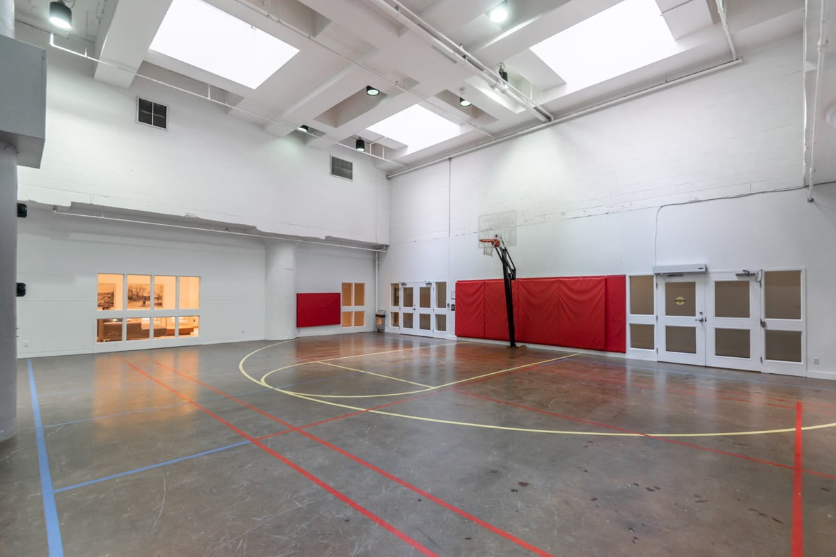 826-155 DALHOUSIE Street, Toronto