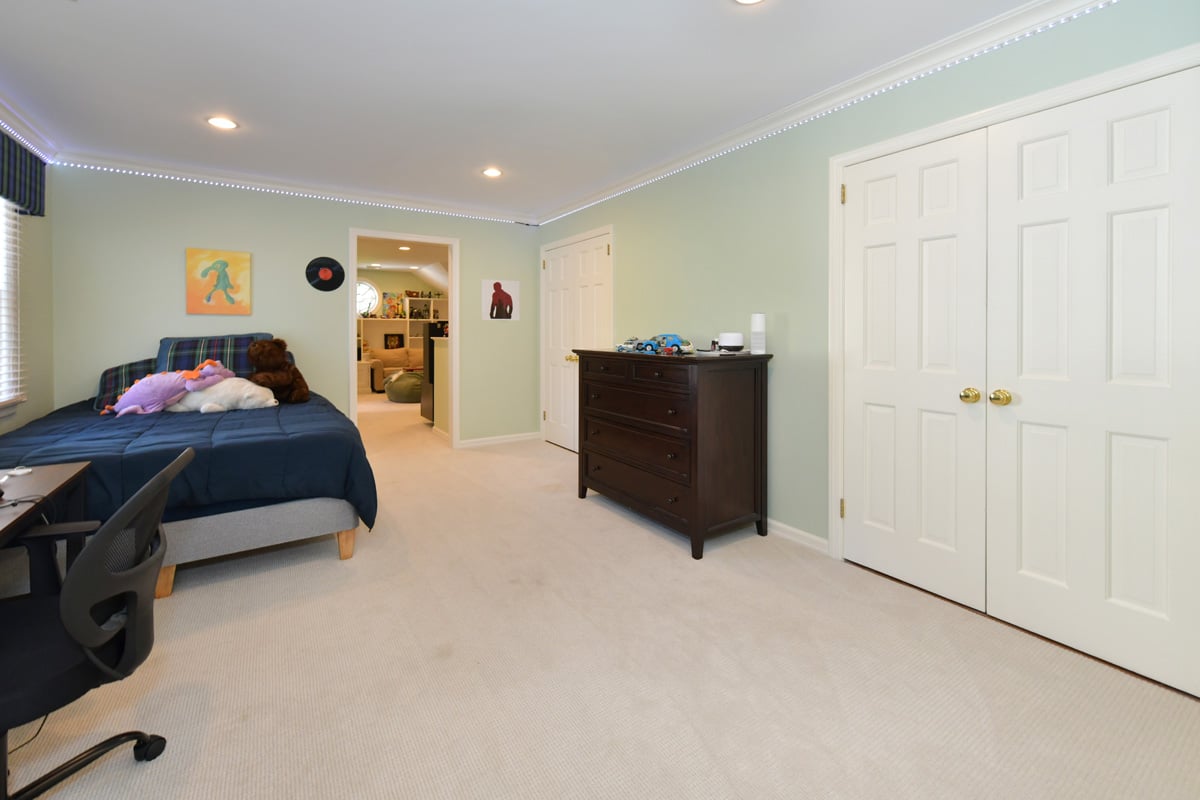 18 Powderhorn Rd