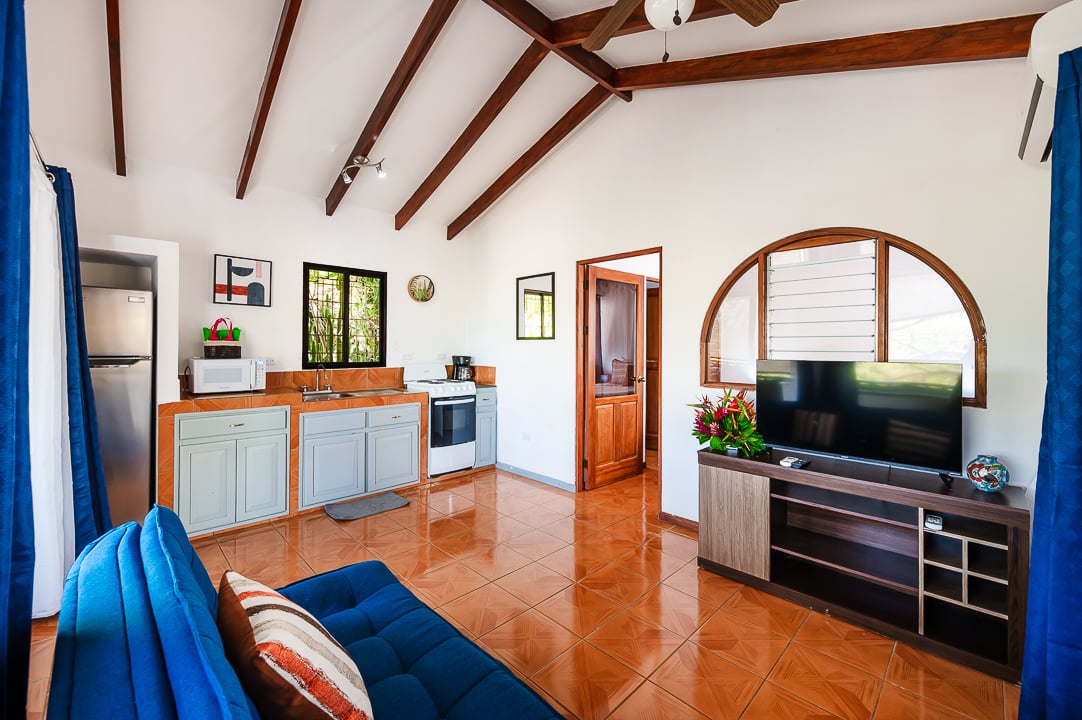 Casa Amani | Walking Distance to the Beach and Downtown Tamarindo!