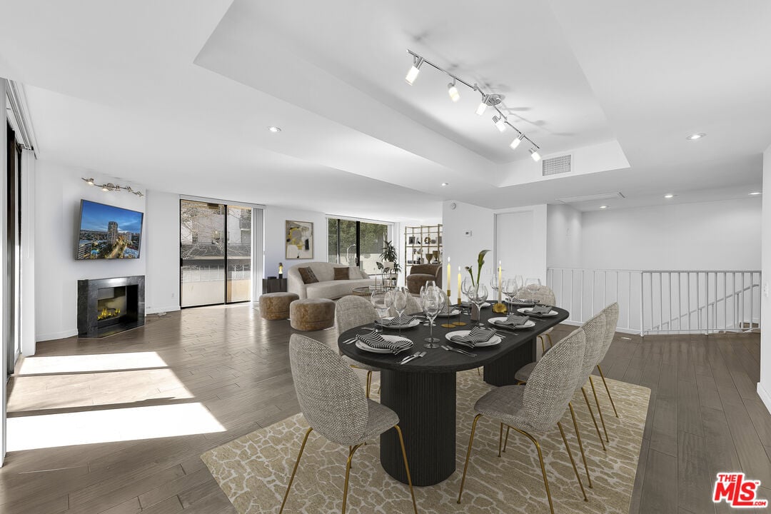 10590 Wilshire Blvd #307 and #2A