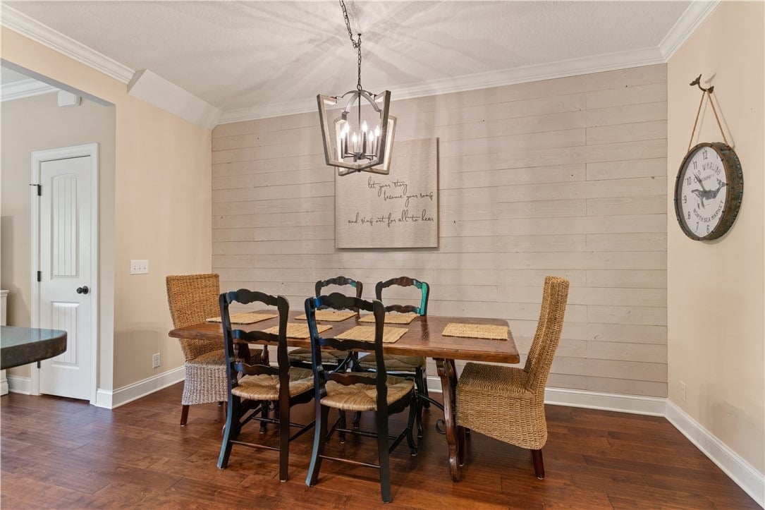 108 Reserve Ln
