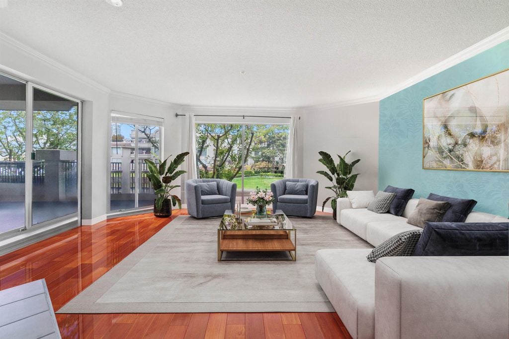 1869 Spyglass Pl, #211