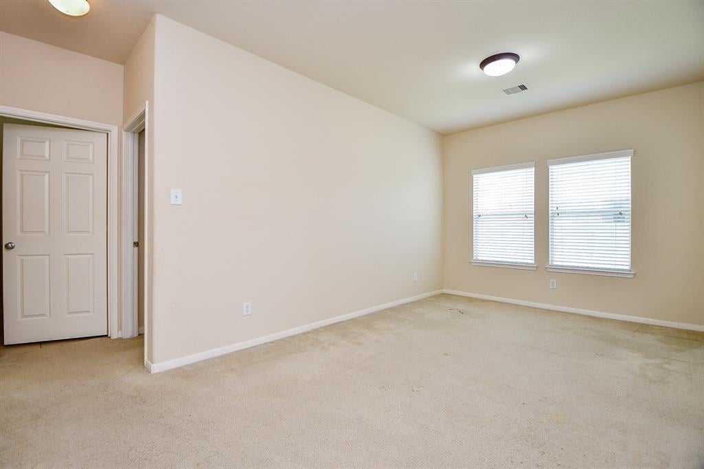 21622 Crest Peak Wy