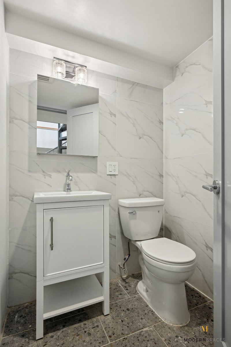 2-Bed/3-Bath Duplex (Conv 3-Bed)