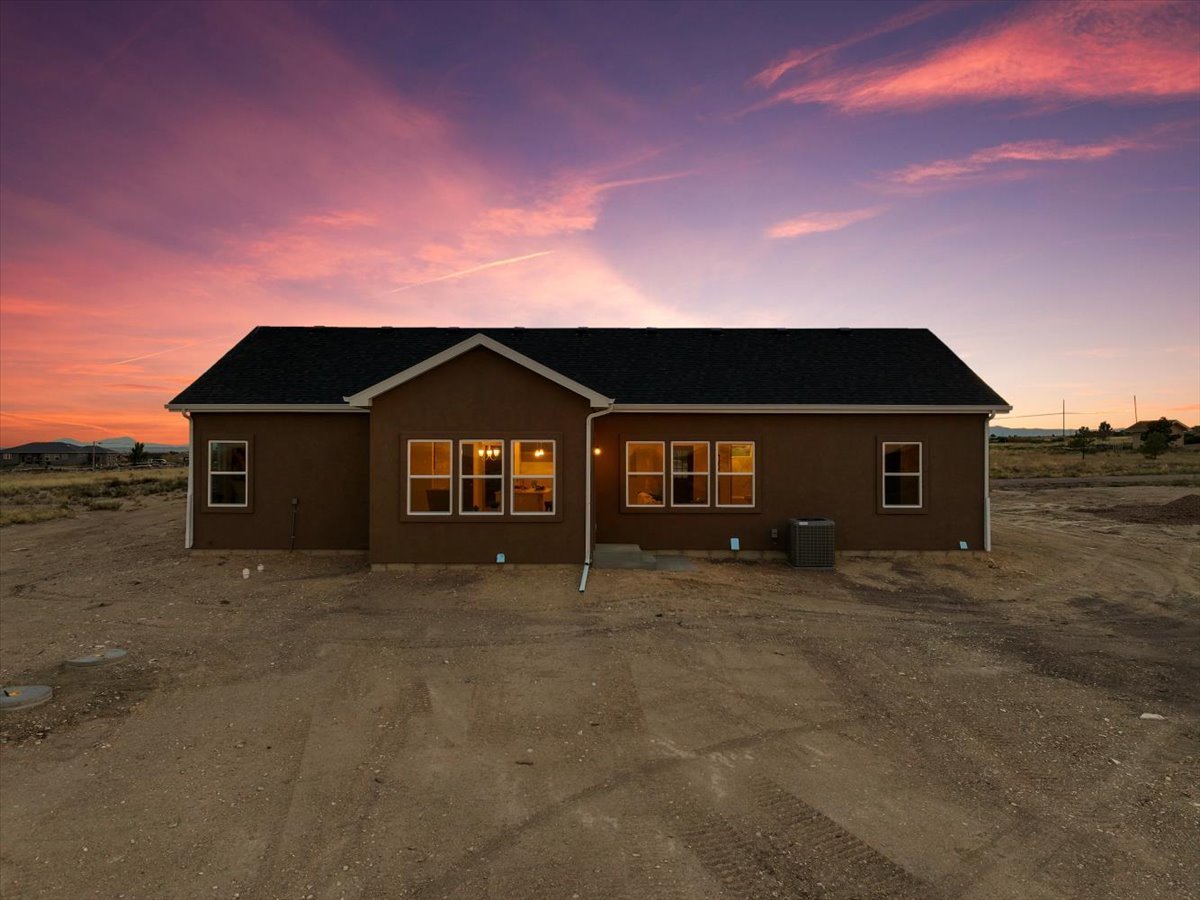 1112 E Painted Hills LN | Competition Mid December