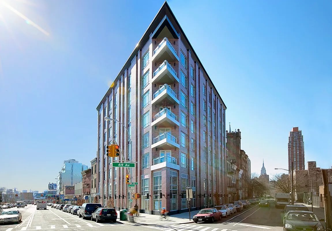 10-63 Jackson Ave, #PHA