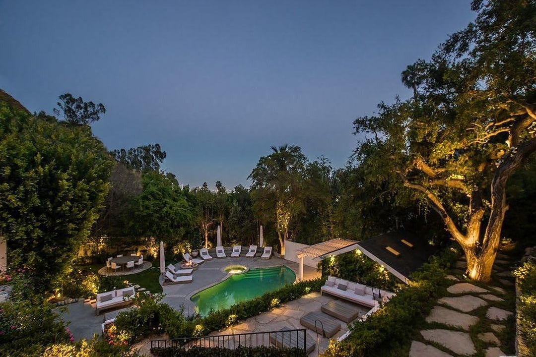 Villa Luminous