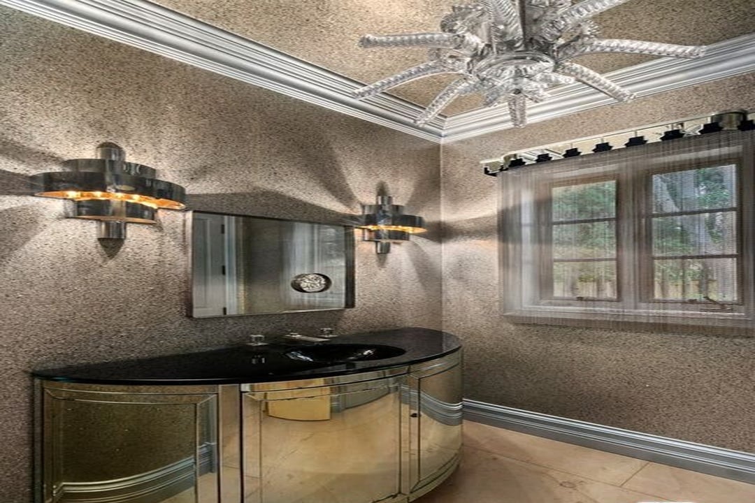 Chateau Sapphire