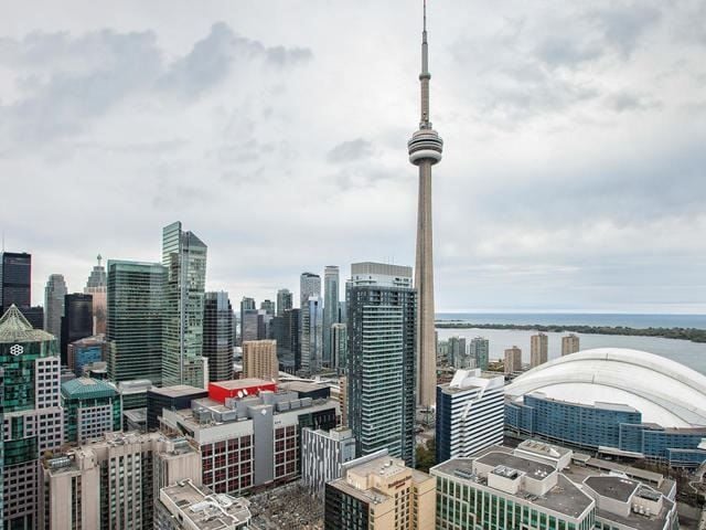 88 Blue Jays Way #Lph4102