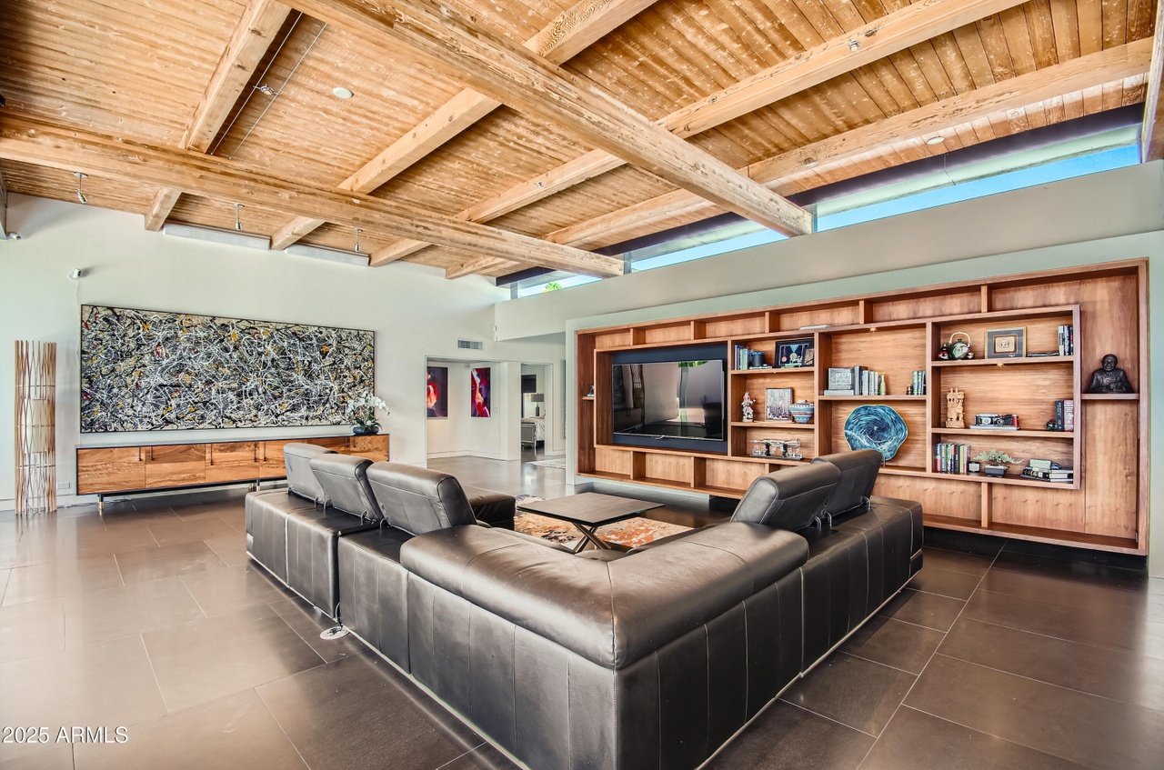 6333 N Scottsdale Rd #26