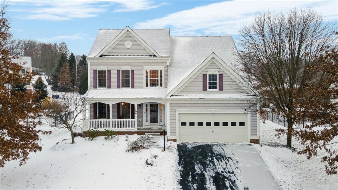 204 Morning Grove Ln