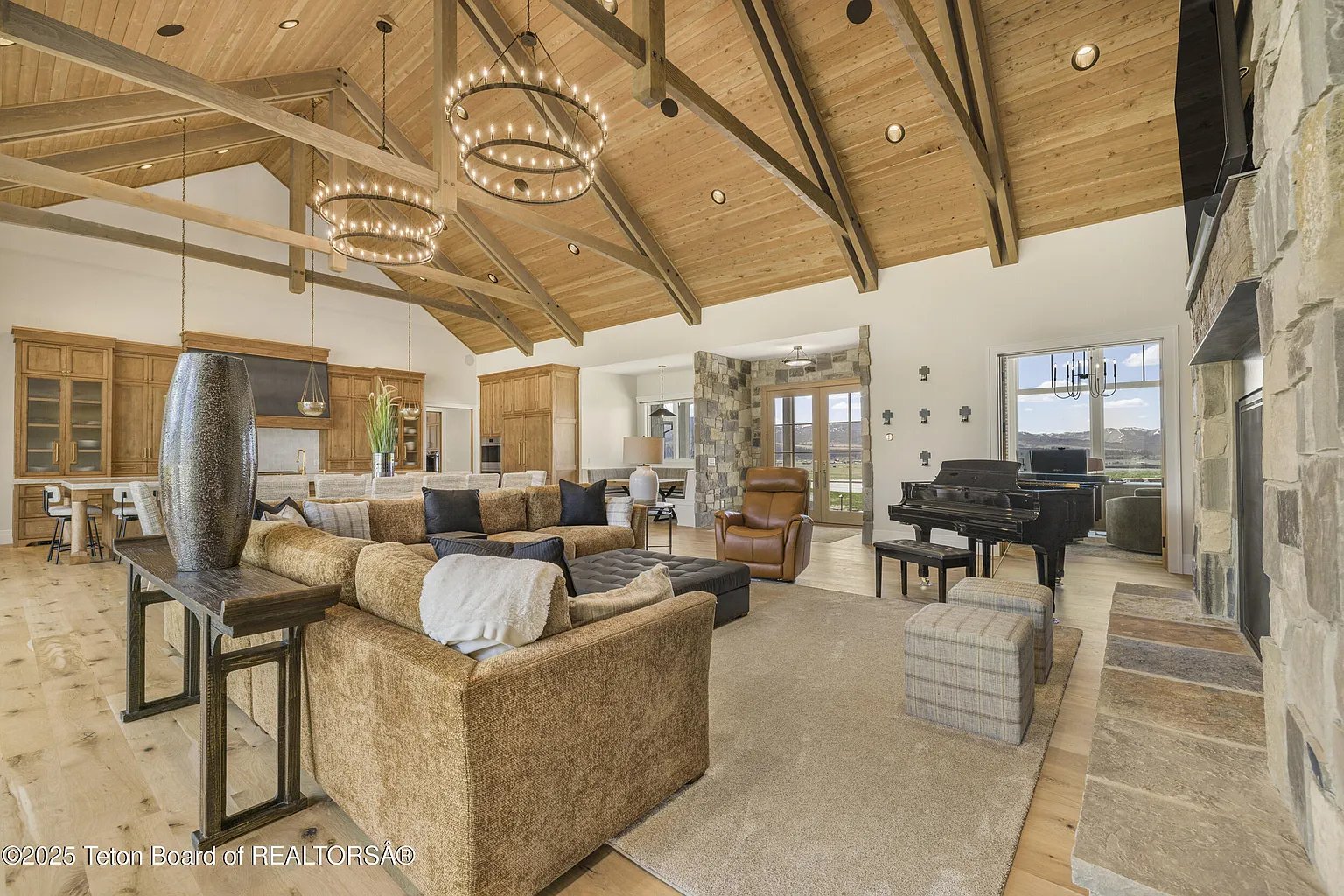 2399 Chapel Rd