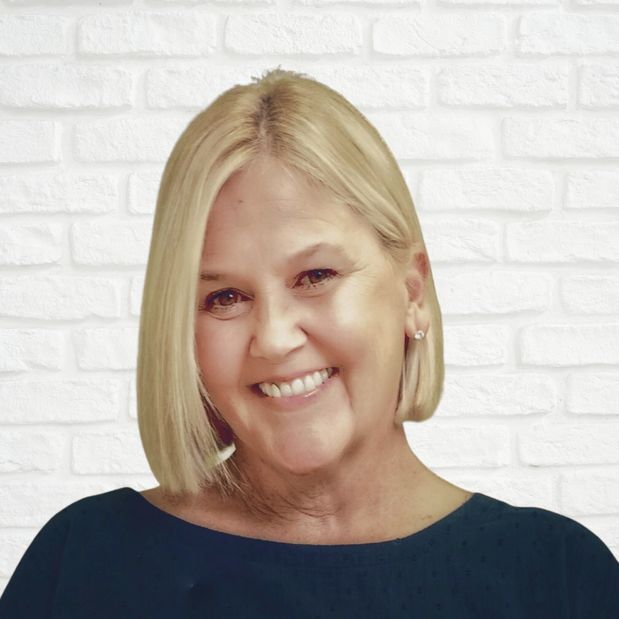 Sue Carroll Lakewood Ranch, FL Real Estate Agent Headshot