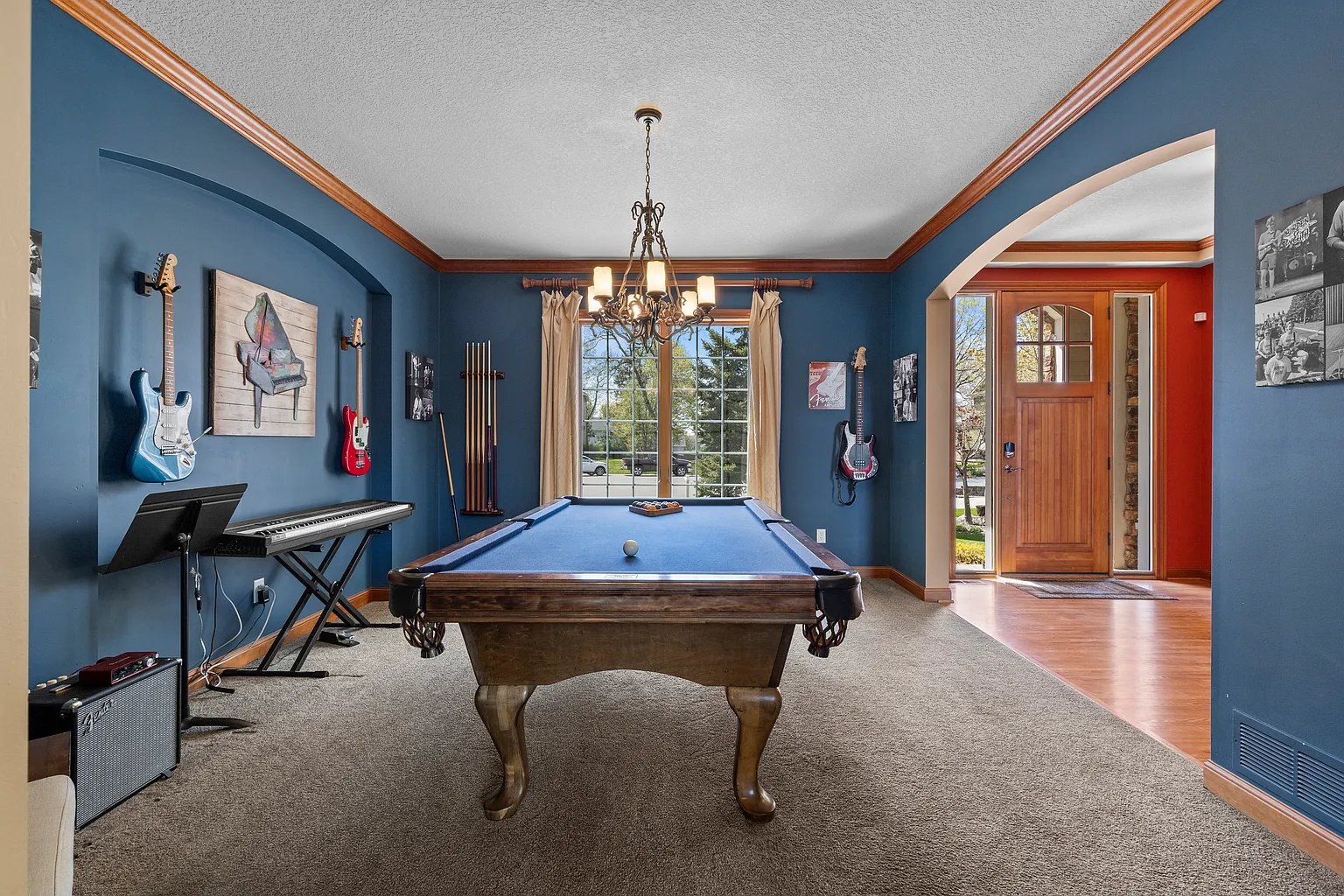 Hanson-Built Model Home on Quiet Cul-De-Sac