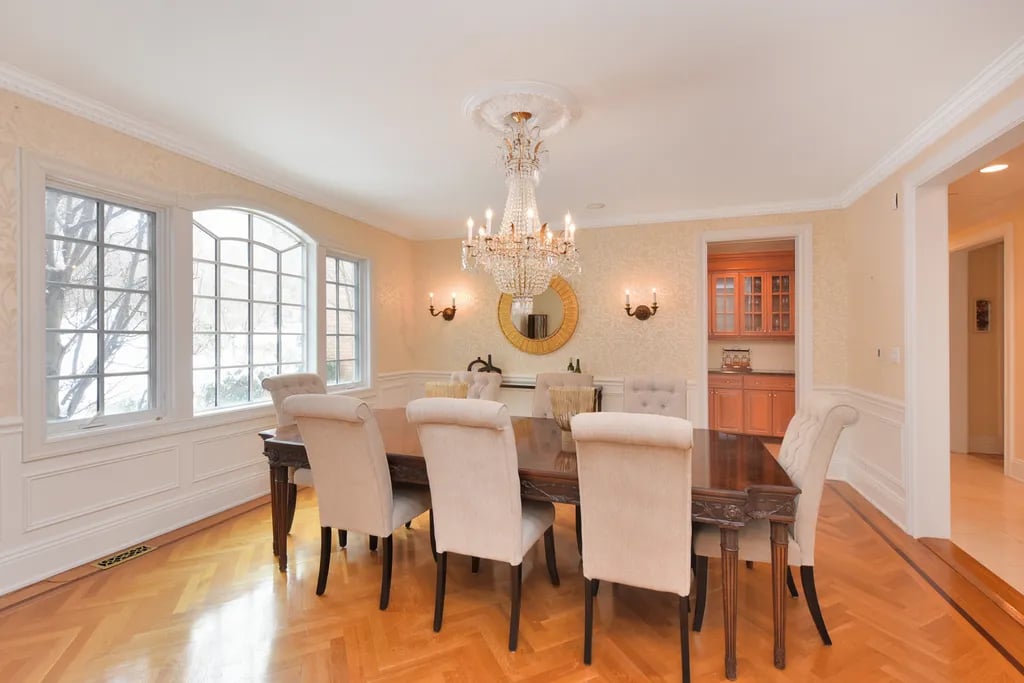 39 Hunting Hollow Ct