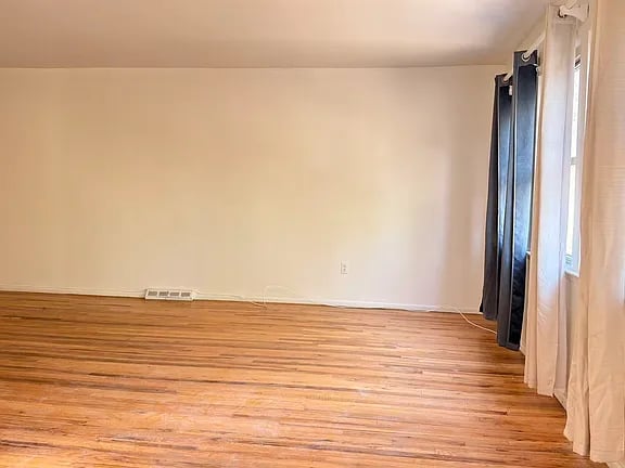 221-47 59 Ave #2FL