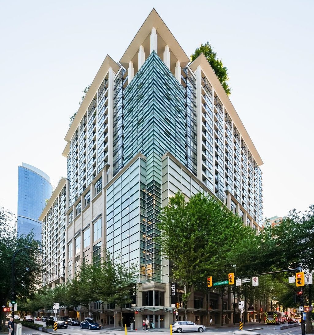 938 Smithe St, #1532