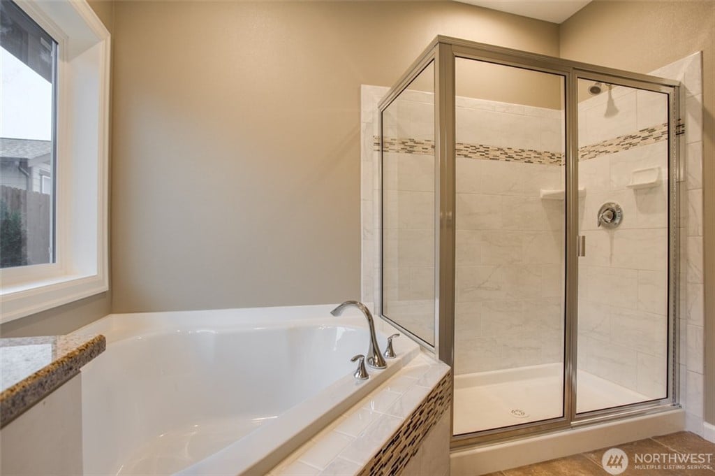 558 Village Dr
