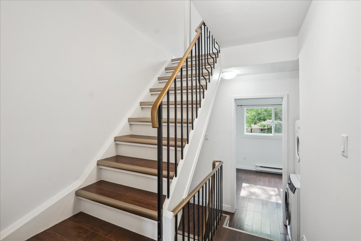 Queen Street East Family Townhome