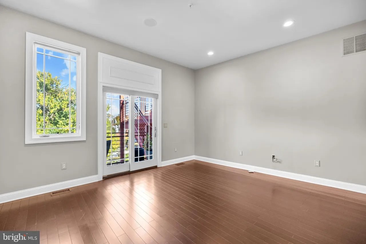 151 V St NW #4