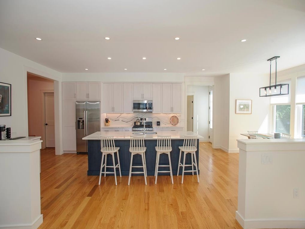 33 Pine St