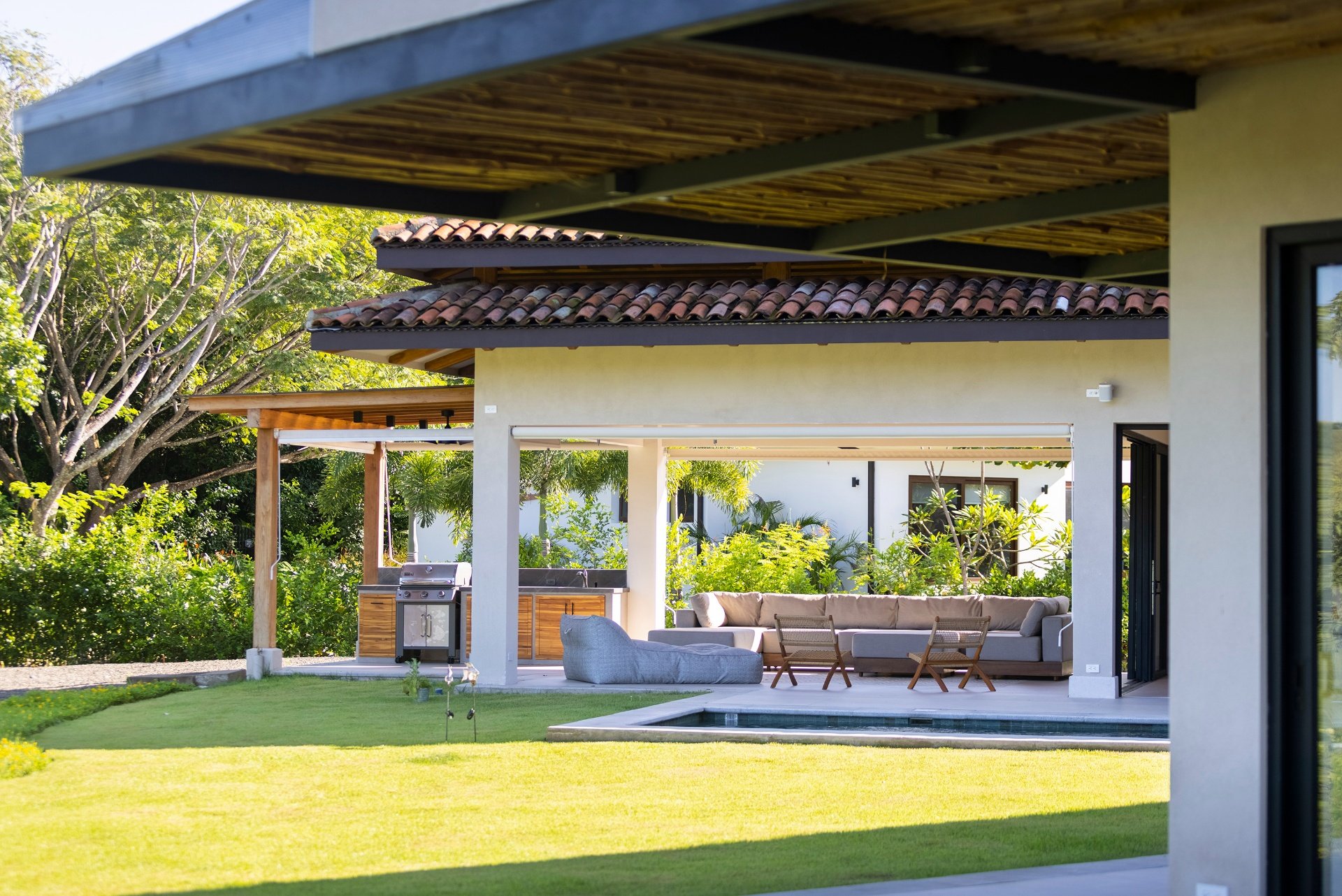 Casa Roacamar:  A Modern Coastal Sanctuary Steps from Playa Bonita