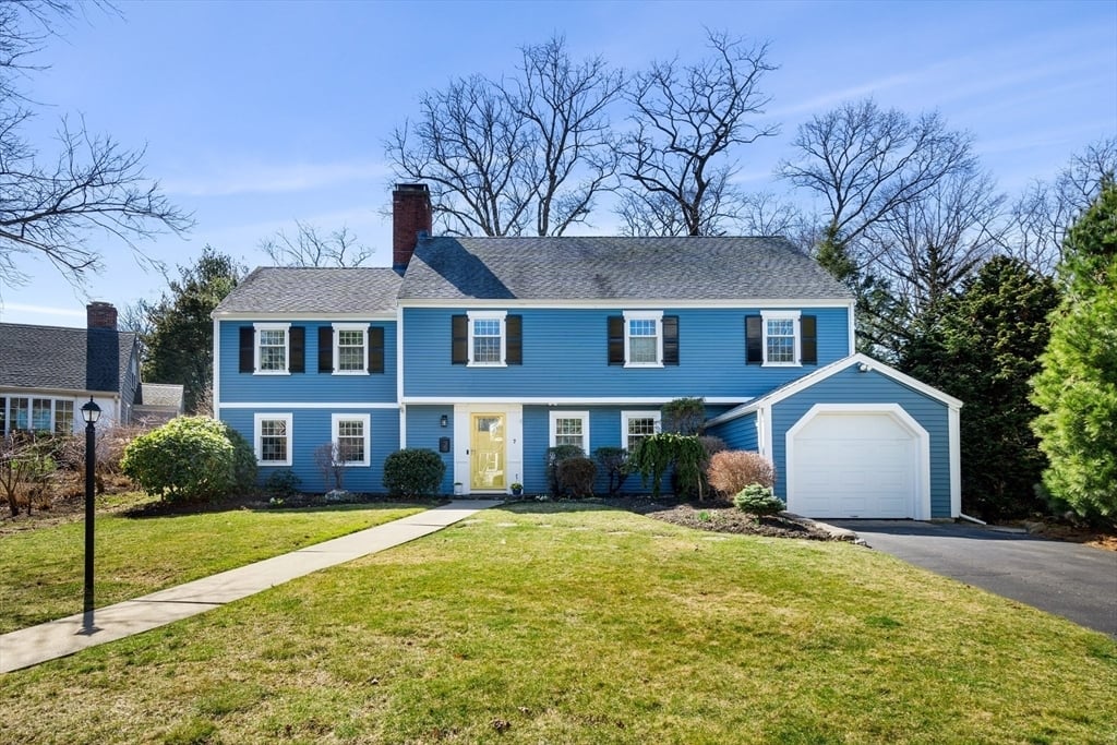 7 Calumet Ln