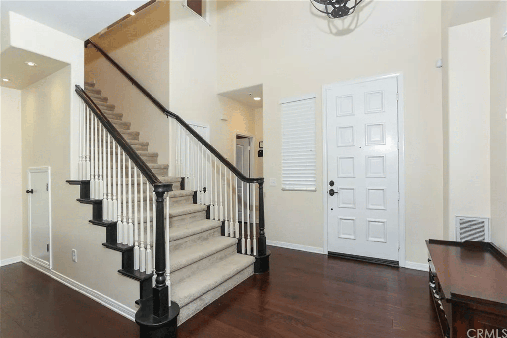53 Southern Hills Dr