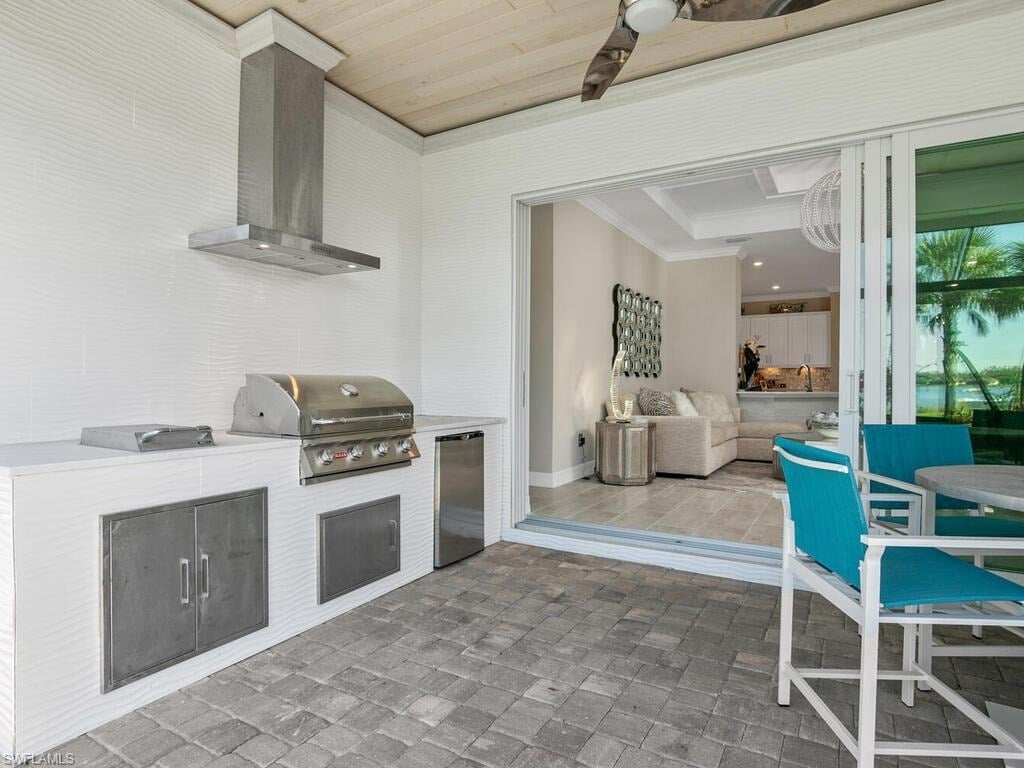 13488 Blue Bay Cir