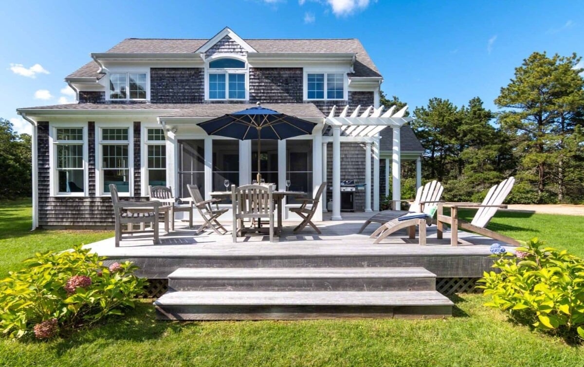 Tranquil and Centrally Located West Tisbury Home