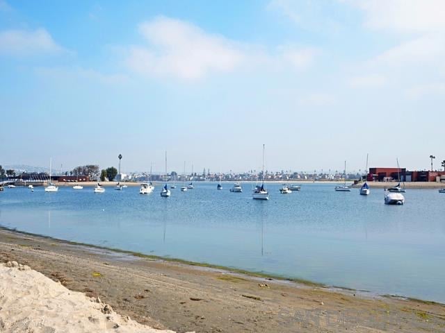 3530,3532,3534 Bayside Walk