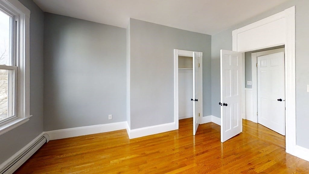 381-383 Cardinal Medeiros Ave #3F