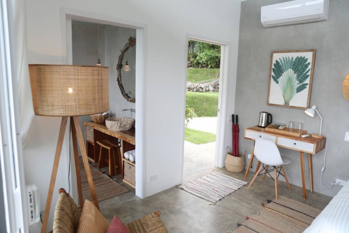 Terra Lodge - Income producing property with two apartments, swimming pool and 1 bedroom home.