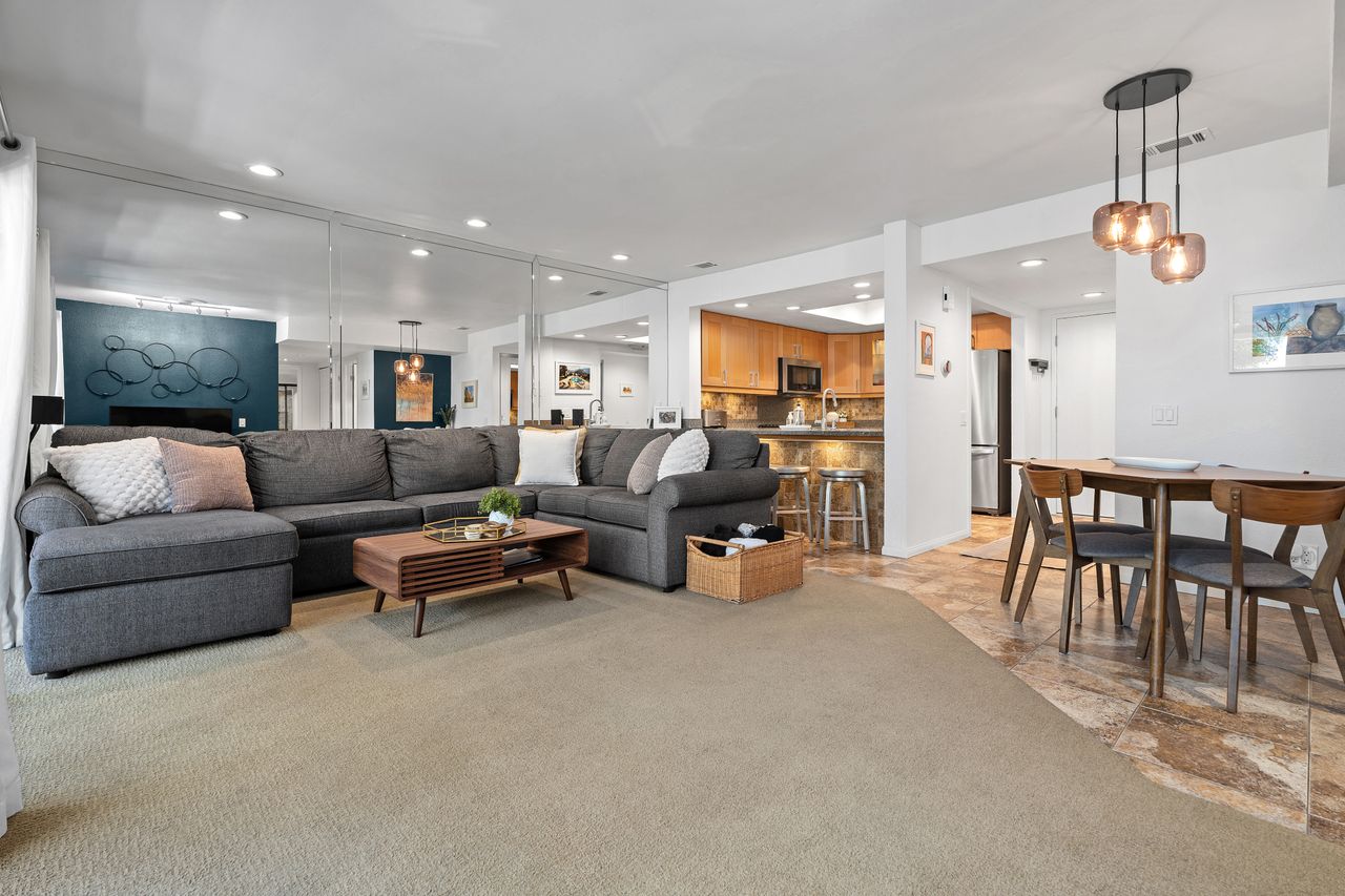 Miraleste Condo