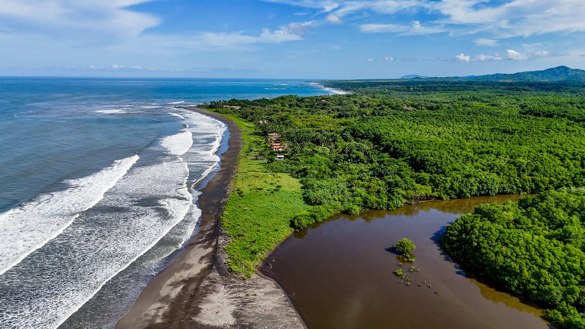 Irreplaceable Titled Beachfront Parcel with 35 Water Letters | 27,040 m² of Prime Coastal Real Estate!