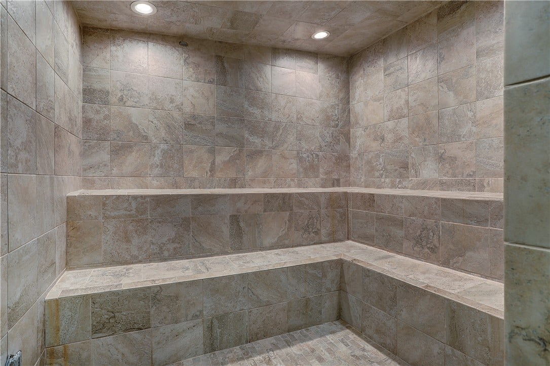 42 Snowfalke Dr, #608