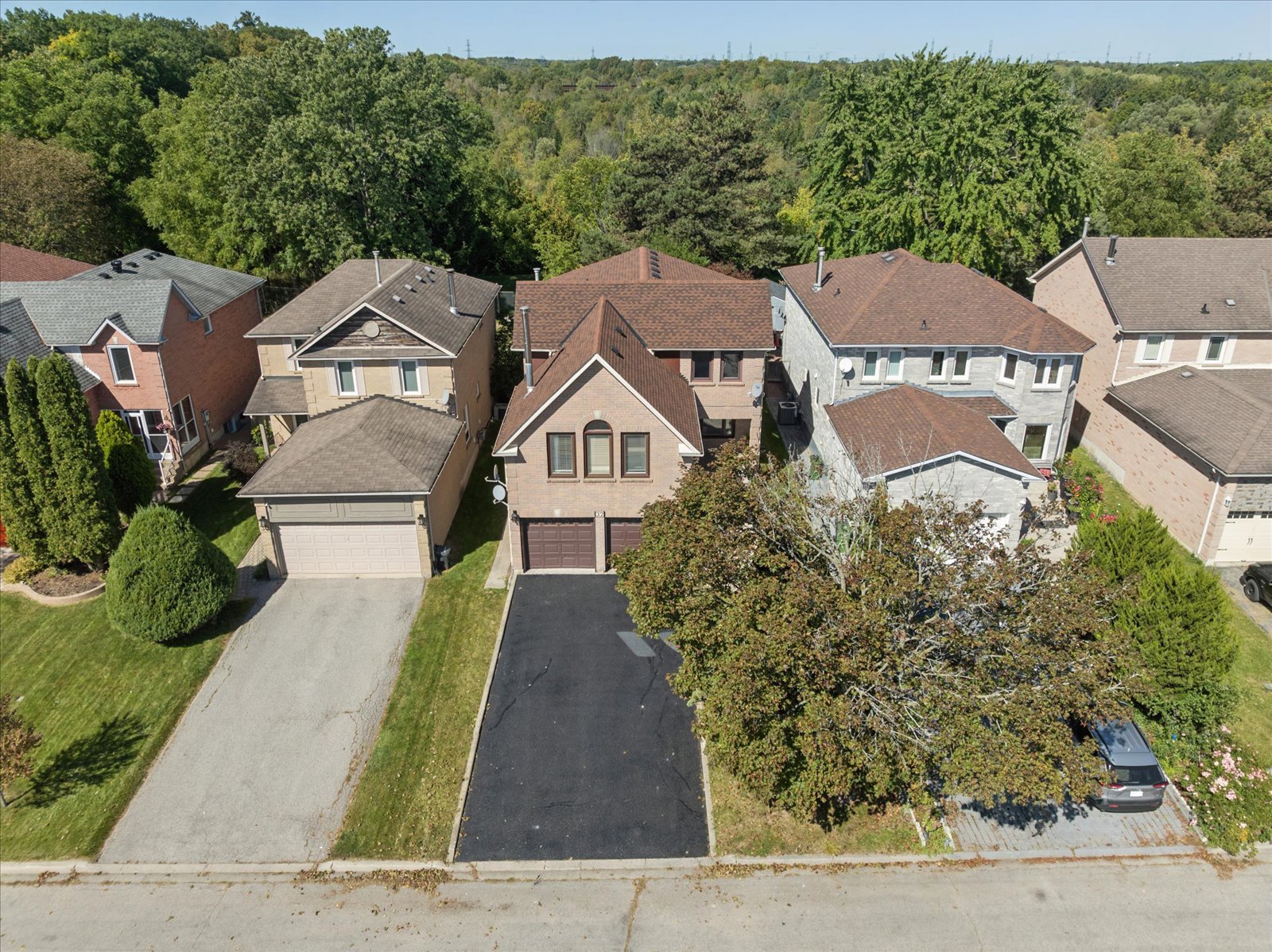32 Valley Centre Drive