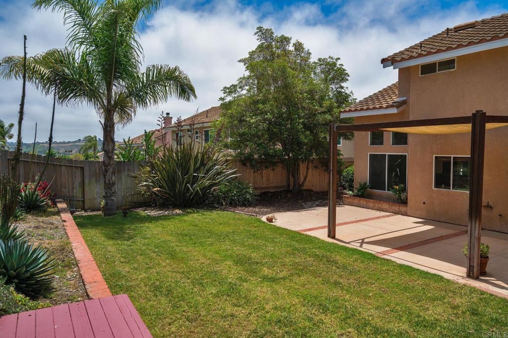 513 Shadow Tree Dr