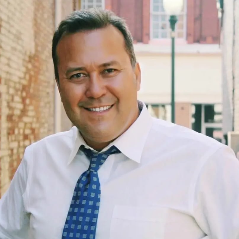Jamie Lopez Charles Town, WV Real Estate Agent Headshot