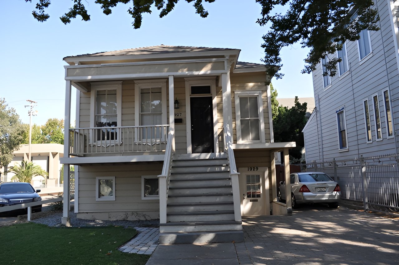 2 Units for Sale in Midtown. Zoned C2. Live/work