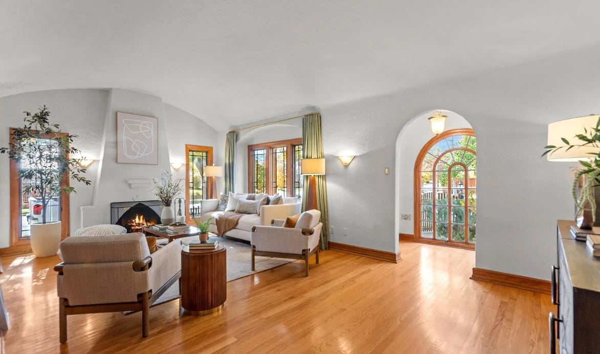 Historic feel, modern upgrades—that’s 89509