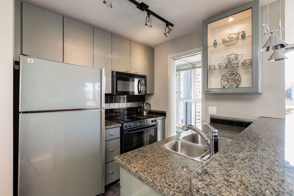 1068 Hornby St, #1602