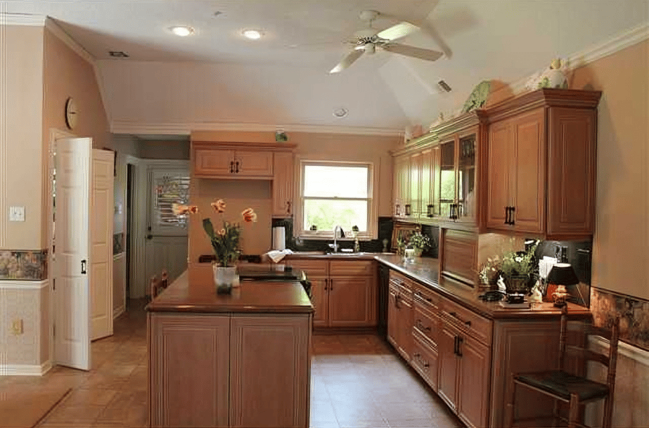 3374 Stone Creek Cv