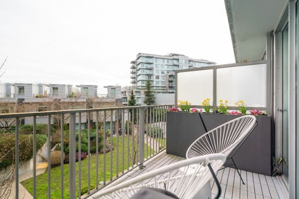 328 E 11th Ave, #304
