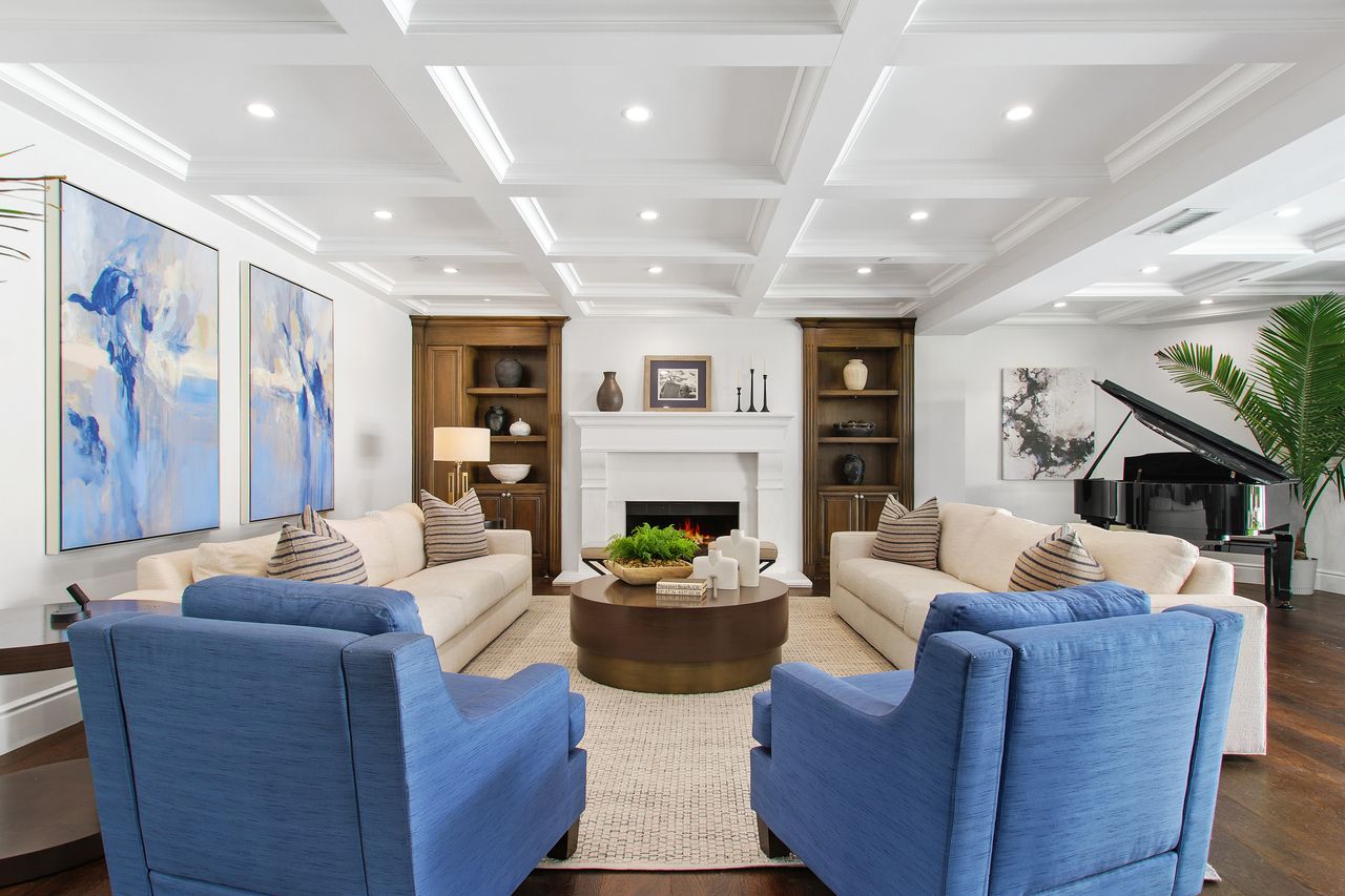 Luxury Estate in Big Canyon