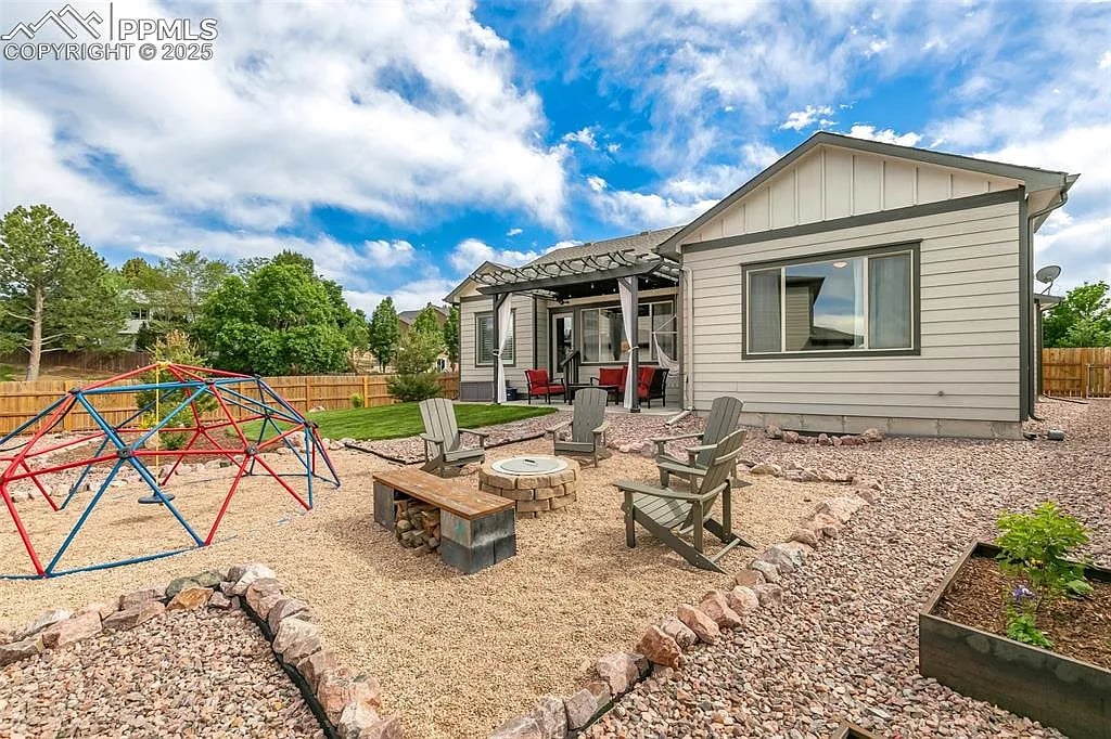 6792 David Anthony Ct