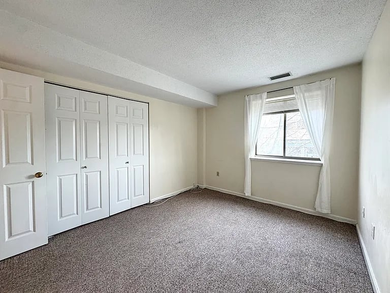 666 Main St APT 315