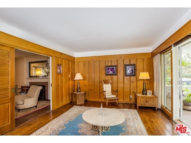  3434 Griffith Park Blvd